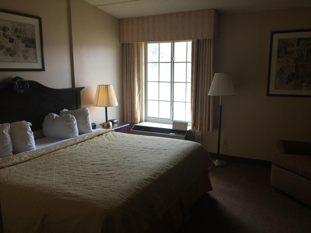 Quality & Hotel Danville
